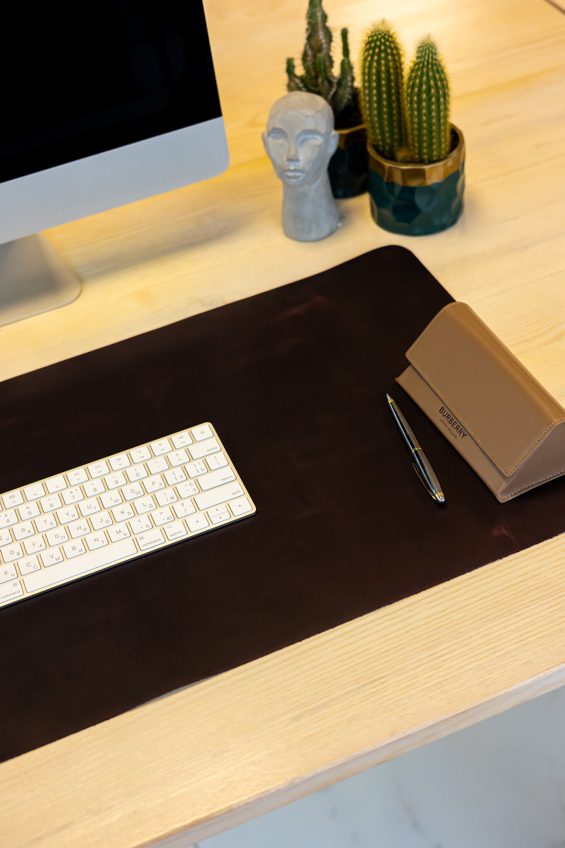 Bordo Leather Desk Pad Mat, Cover Computer Mat for Keyboard, Gaming Mouse