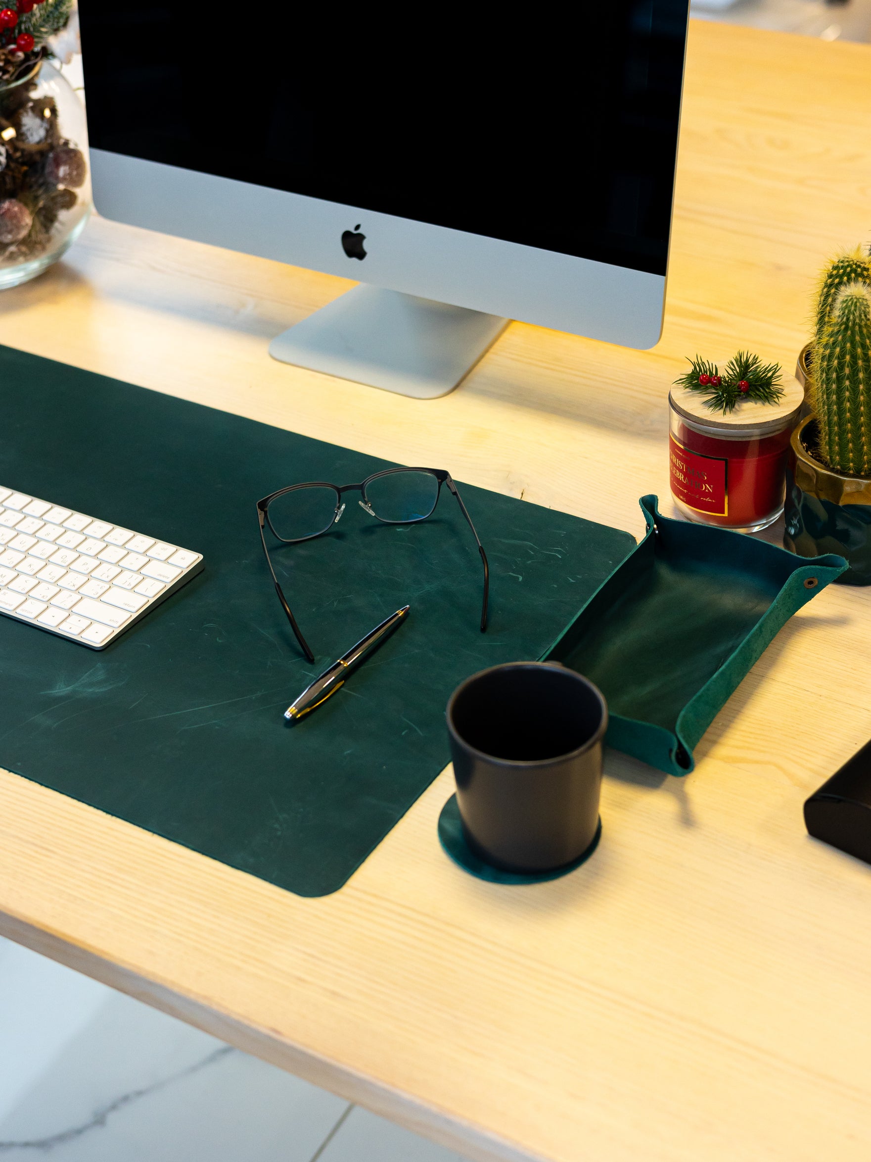 Green Leather Desk Pad Mat, Cover Computer Mat for Keyboard, Gaming Mouse