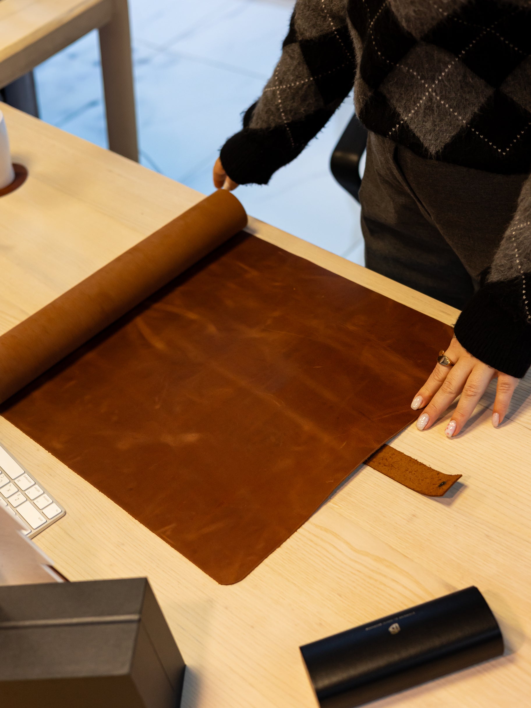 Brown Leather Desk Pad Mat, Cover Computer Mat for Keyboard, Gaming Mouse