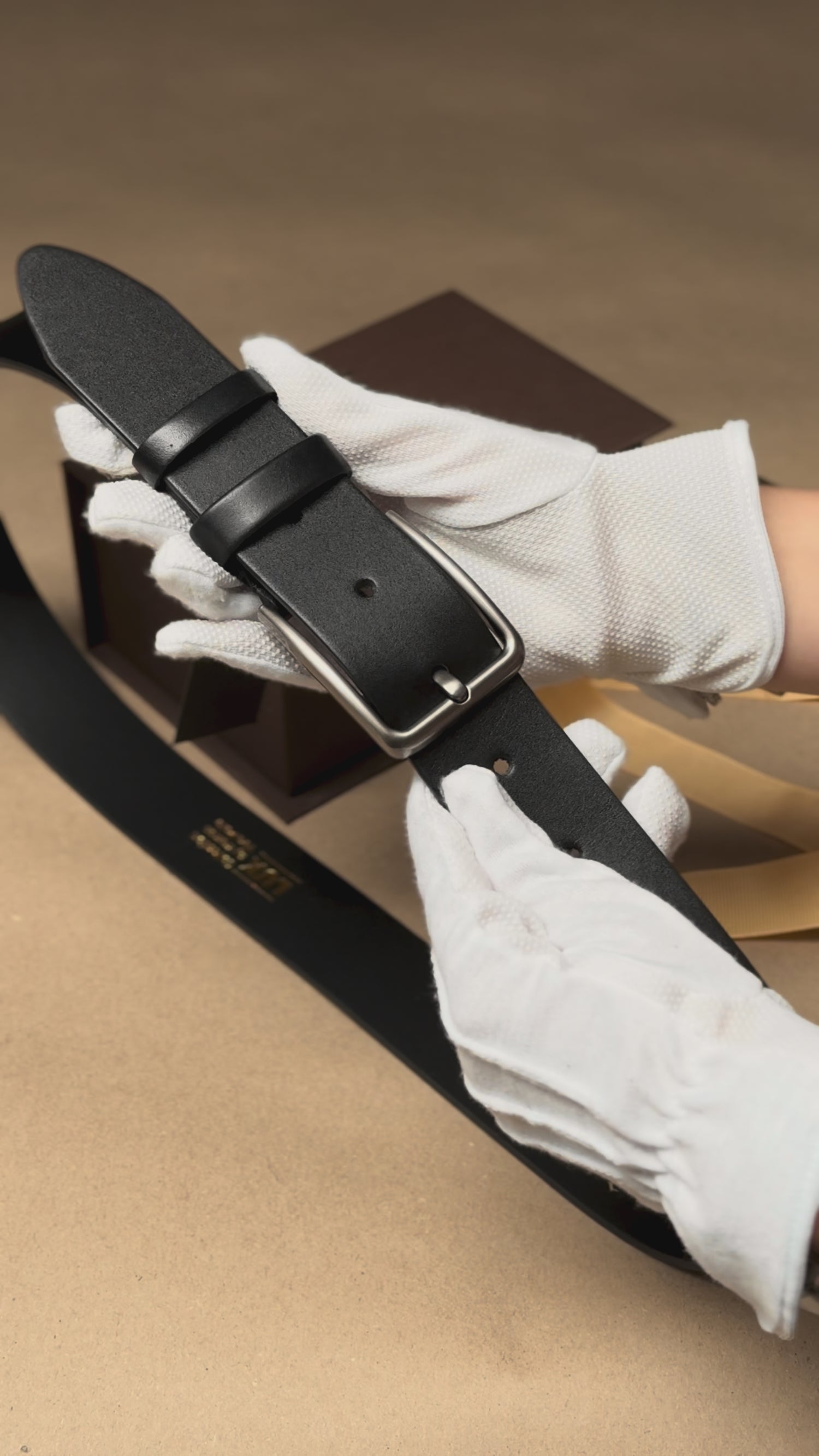 Denver Herrengürtel aus Premium-Kalbsleder in Schwarz